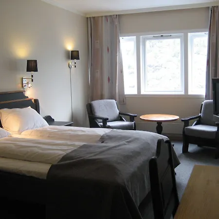 Nor-kro Motel 2*