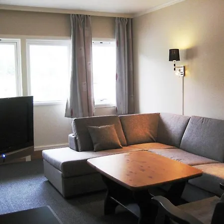 Nor-kro Motel 2*